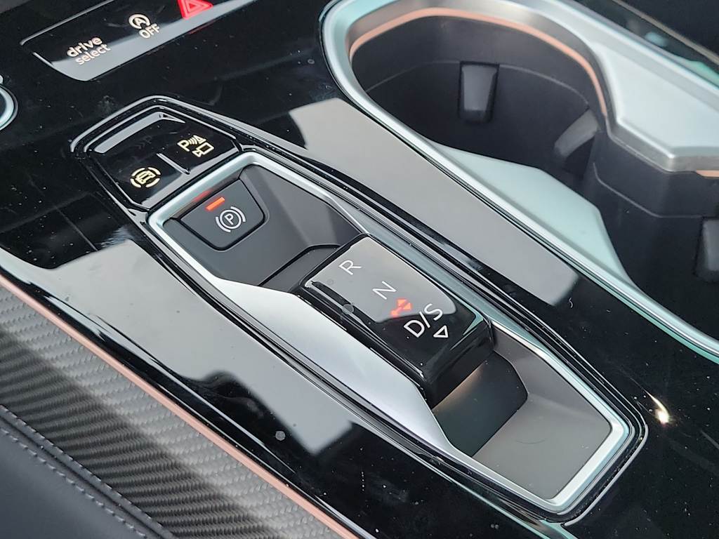 Thumbnail: 2026 Audi A6 - 15