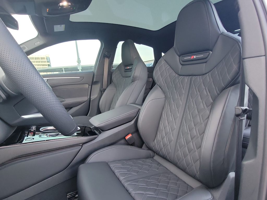Thumbnail: 2026 Audi A6 - 10