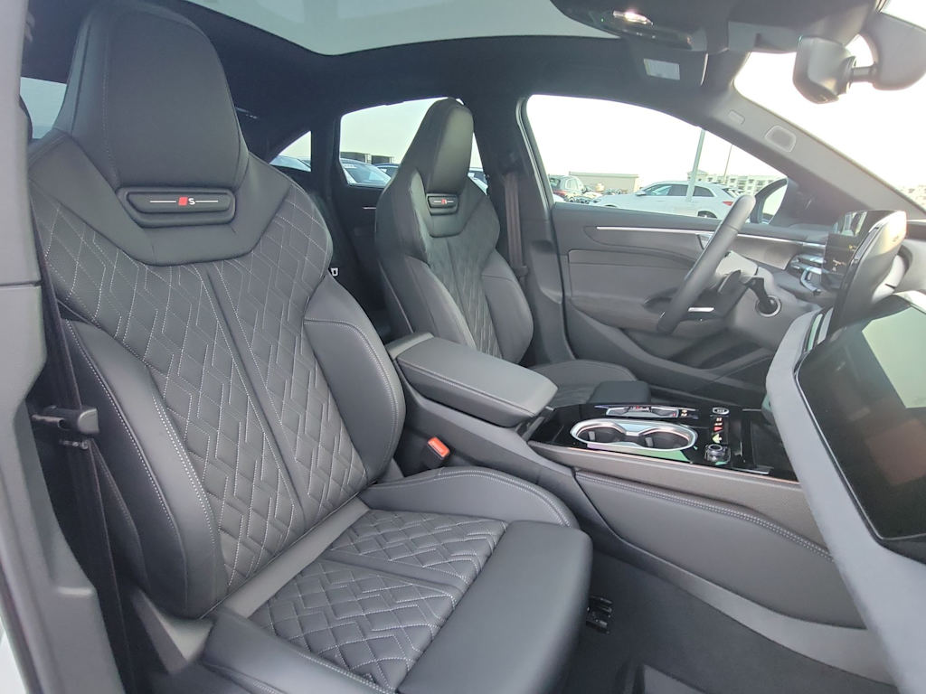 Thumbnail: 2026 Audi A6 - 11