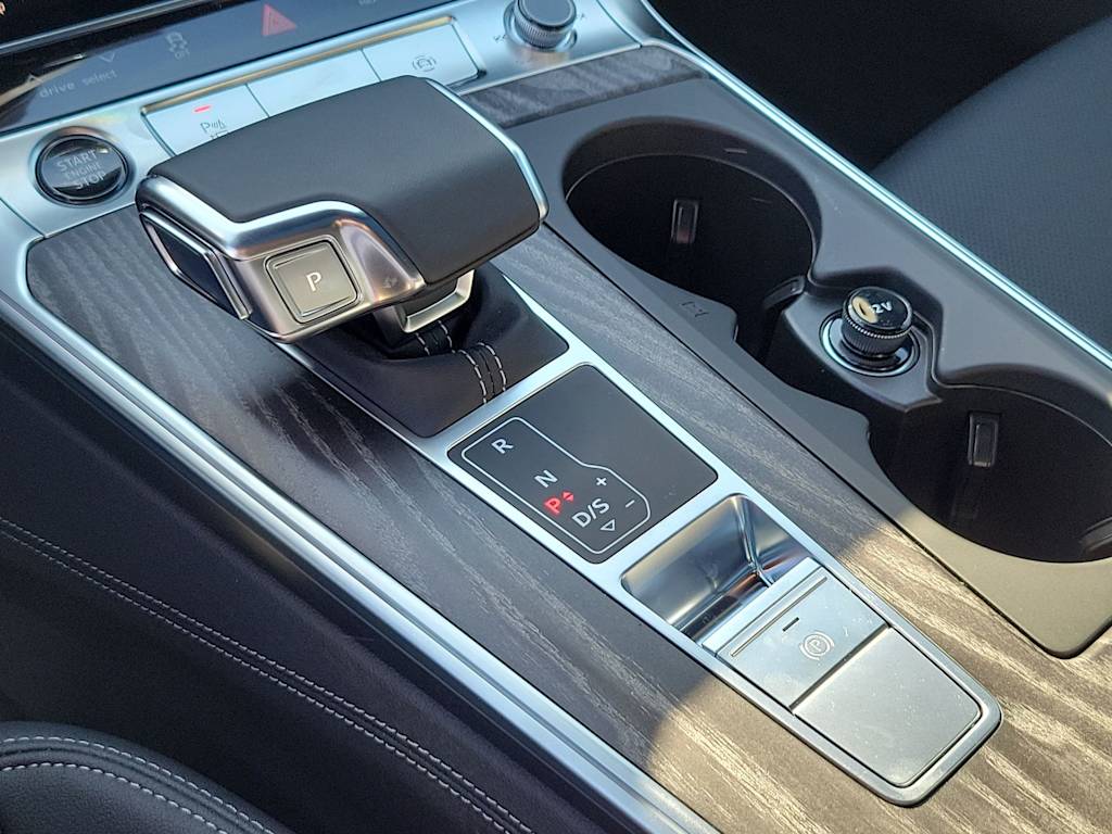 Thumbnail: 2025 Audi A6 - 26