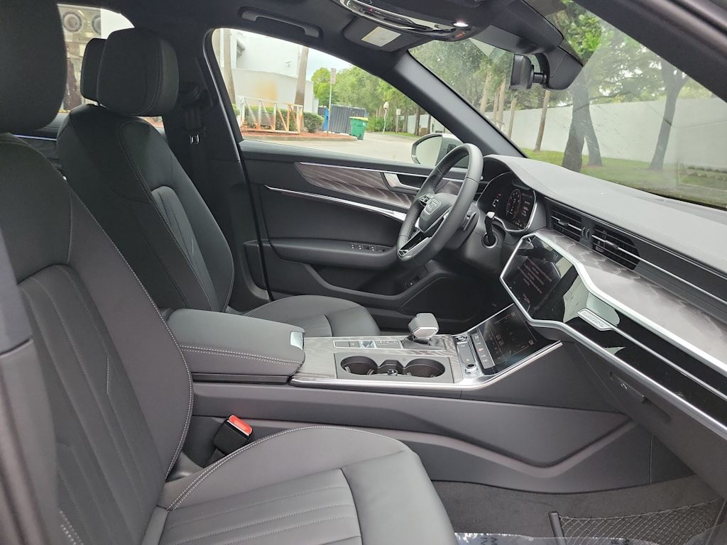 2025 Audi A6 Premium - Photo 12