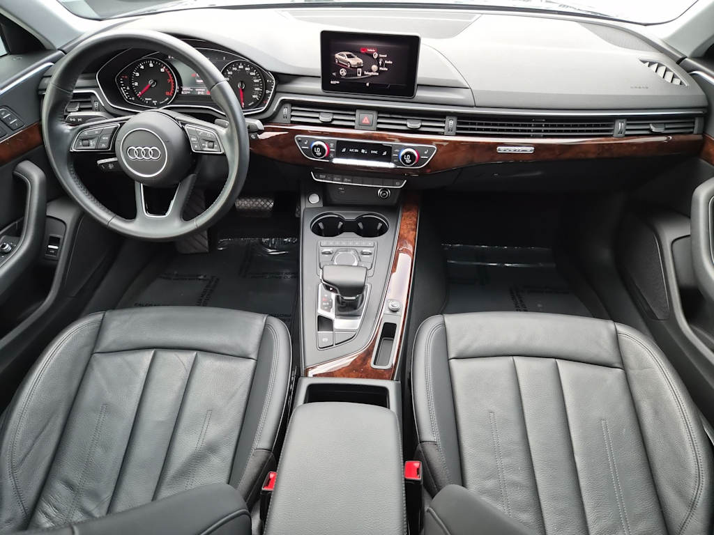 Thumbnail: 2019 Audi A4 - 10