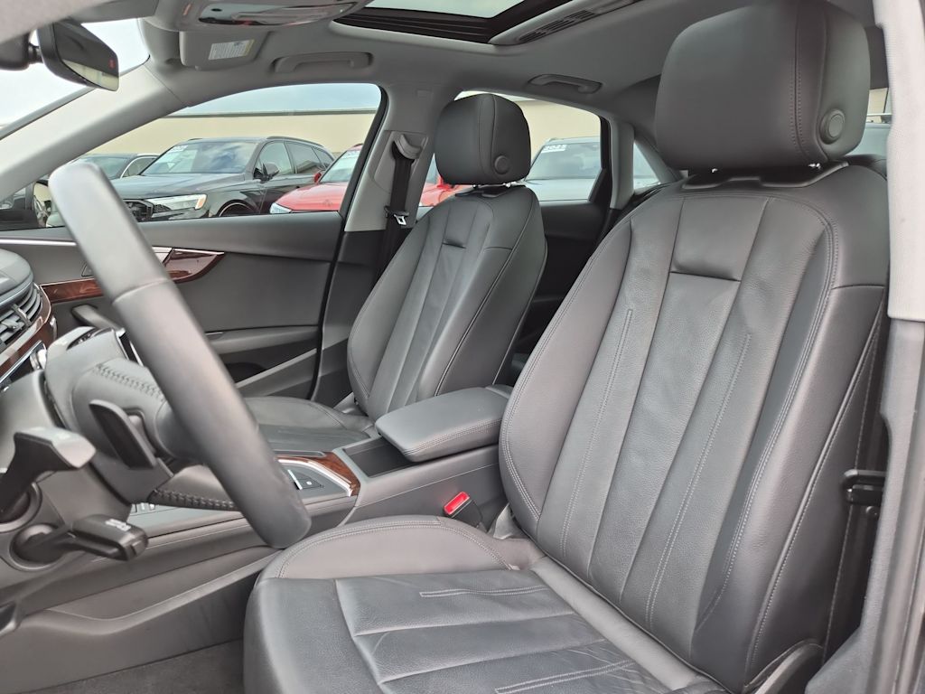 Thumbnail: 2019 Audi A4 - 11