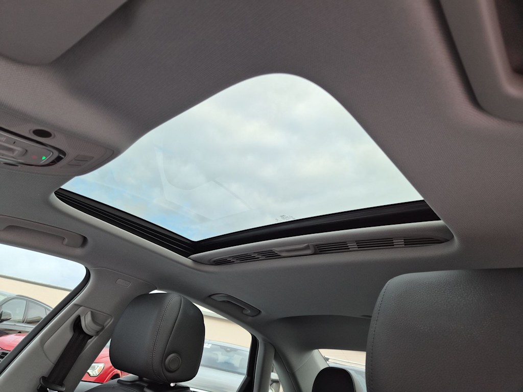 Thumbnail: 2019 Audi A4 - 23
