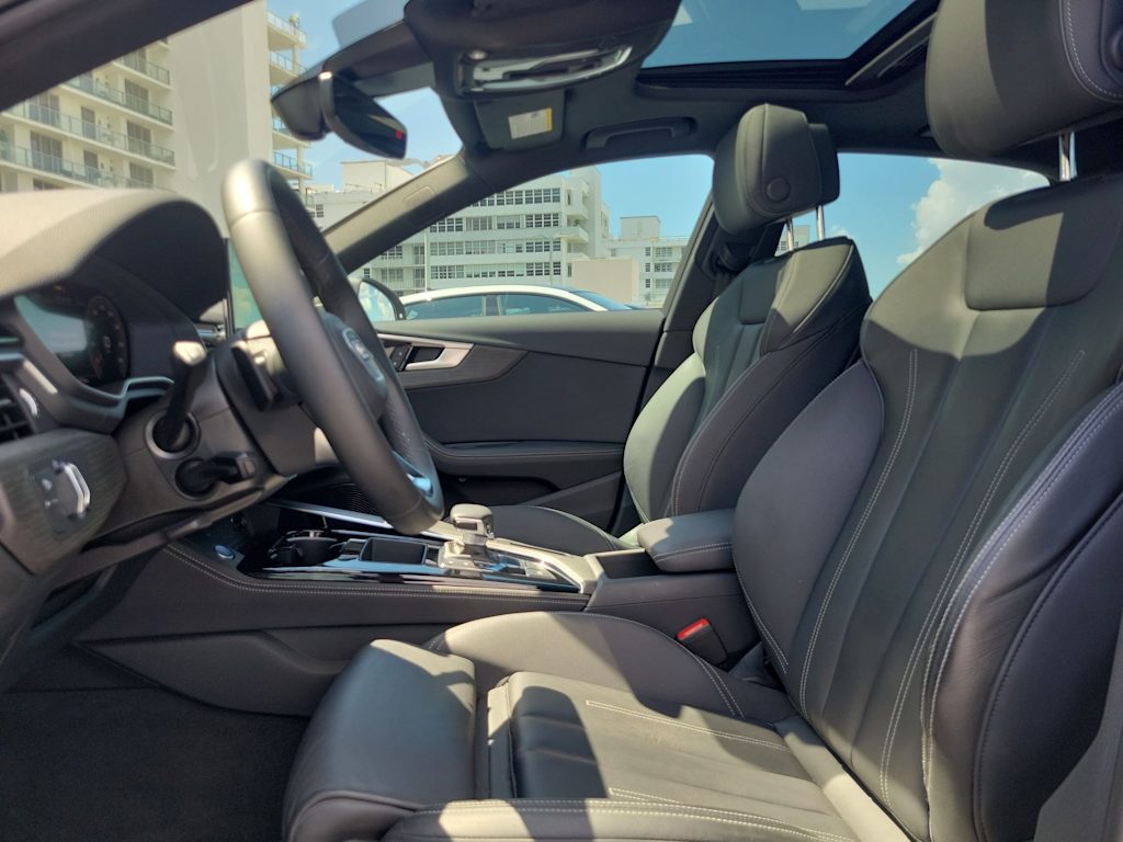 Thumbnail: 2023 Audi A4 - 11