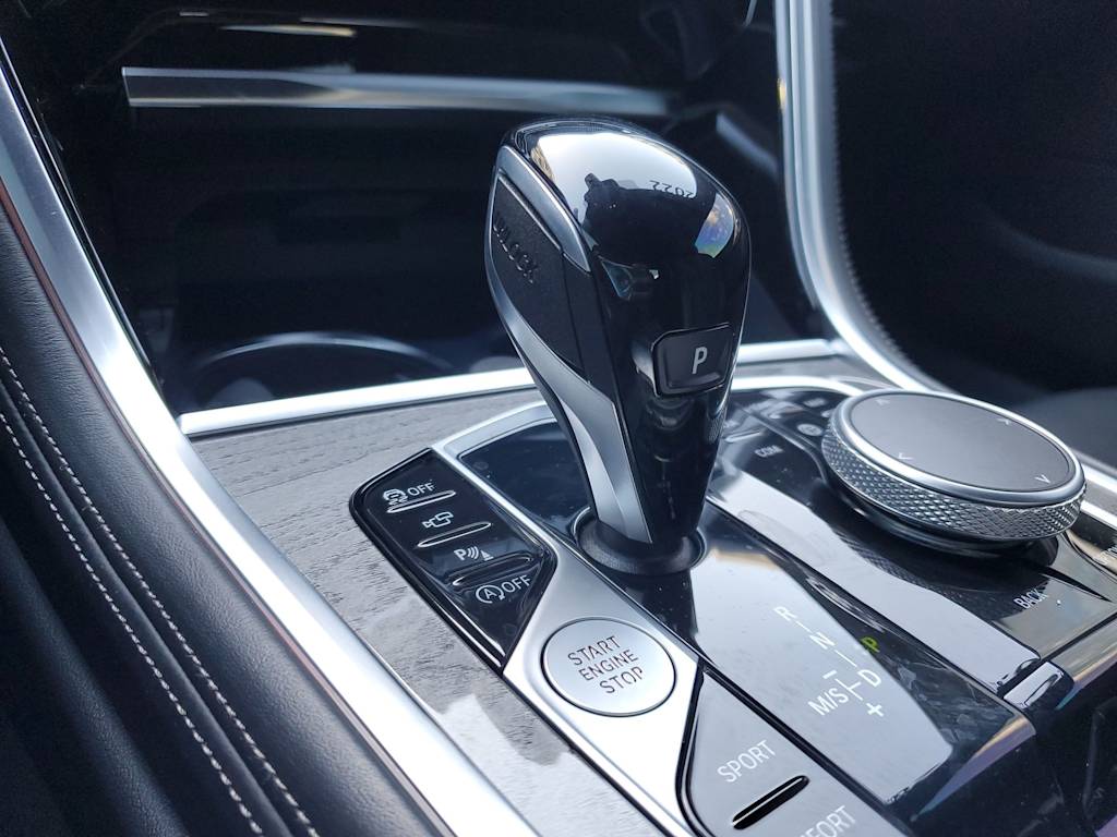 Thumbnail: 2022 BMW 8 Series - 12