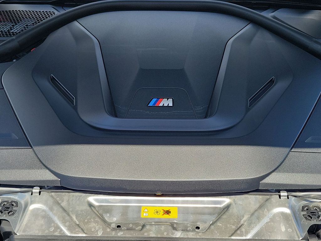 Thumbnail: 2023 BMW i4 - 21