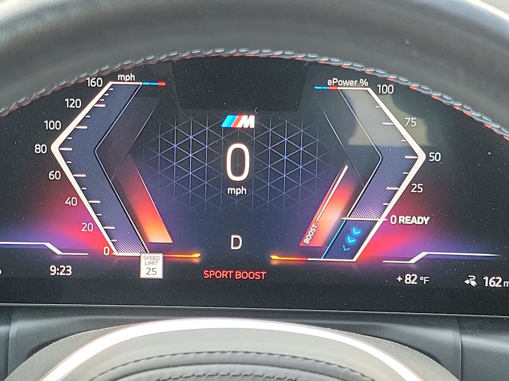 Thumbnail: 2023 BMW i4 - 32