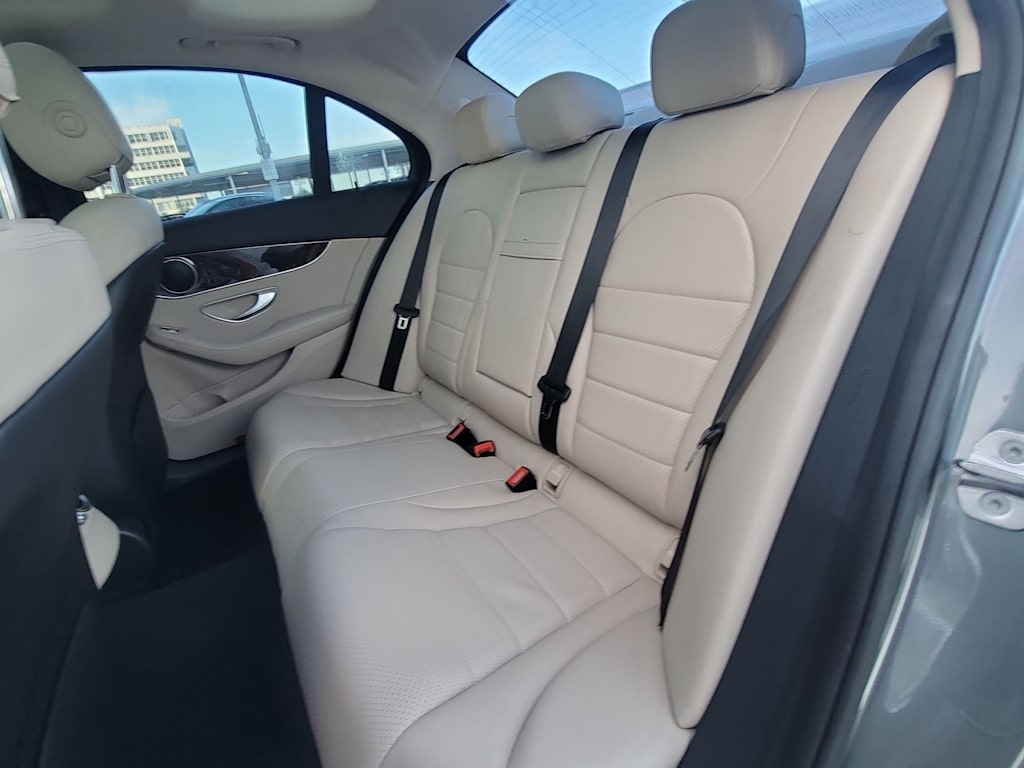 Thumbnail: 2017 Mercedes-Benz C-Class - 25