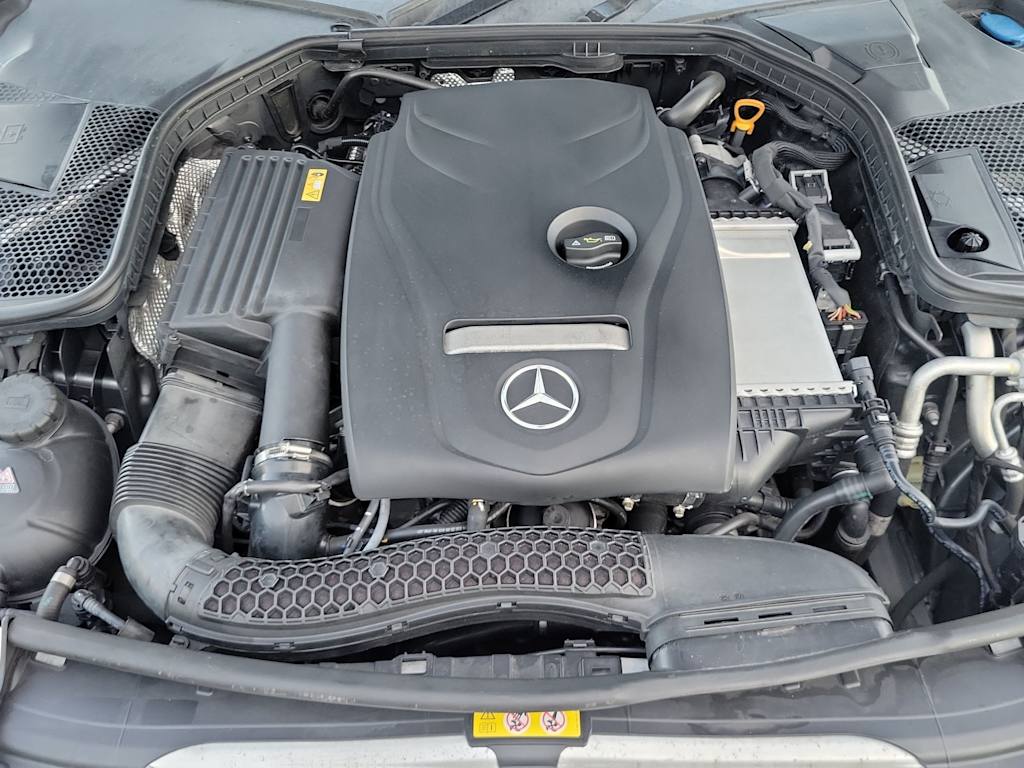 Thumbnail: 2017 Mercedes-Benz C-Class - 9