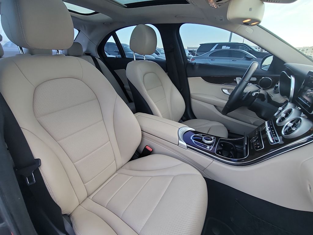 Thumbnail: 2017 Mercedes-Benz C-Class - 12