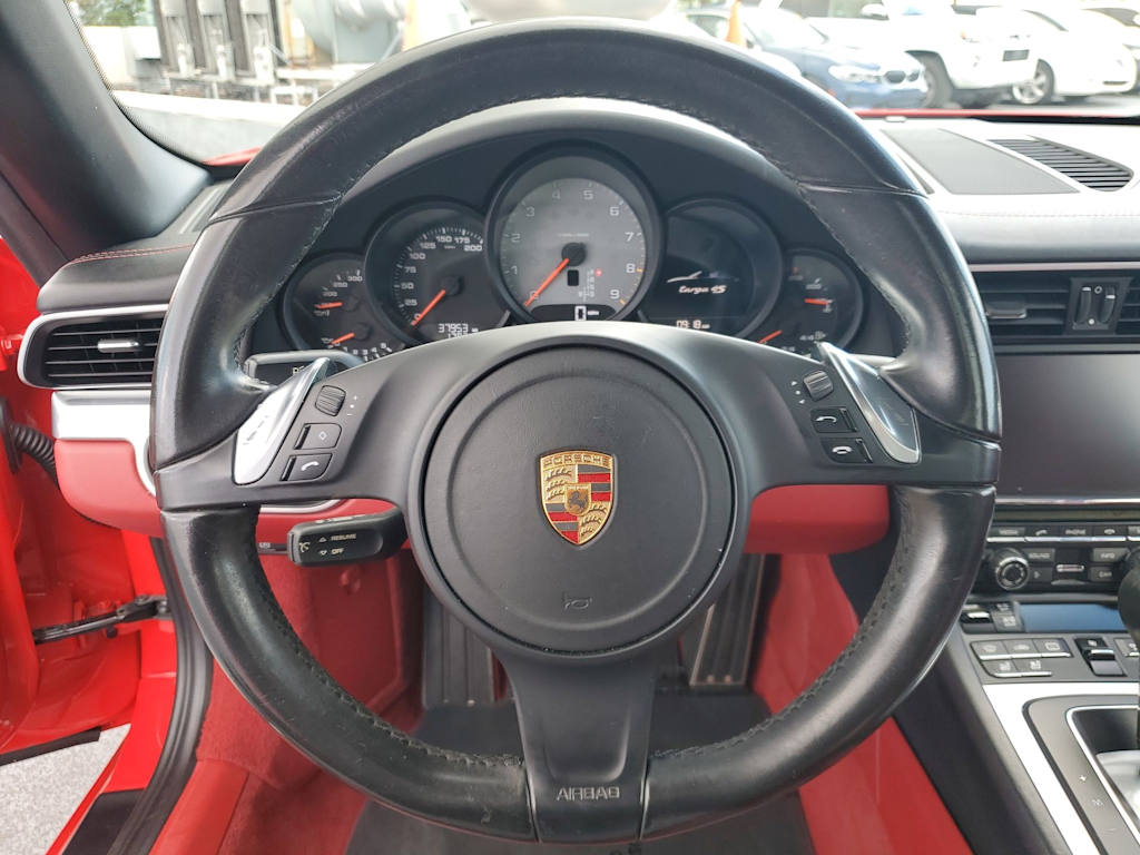 2016 Porsche 911 Carrera 4S 8