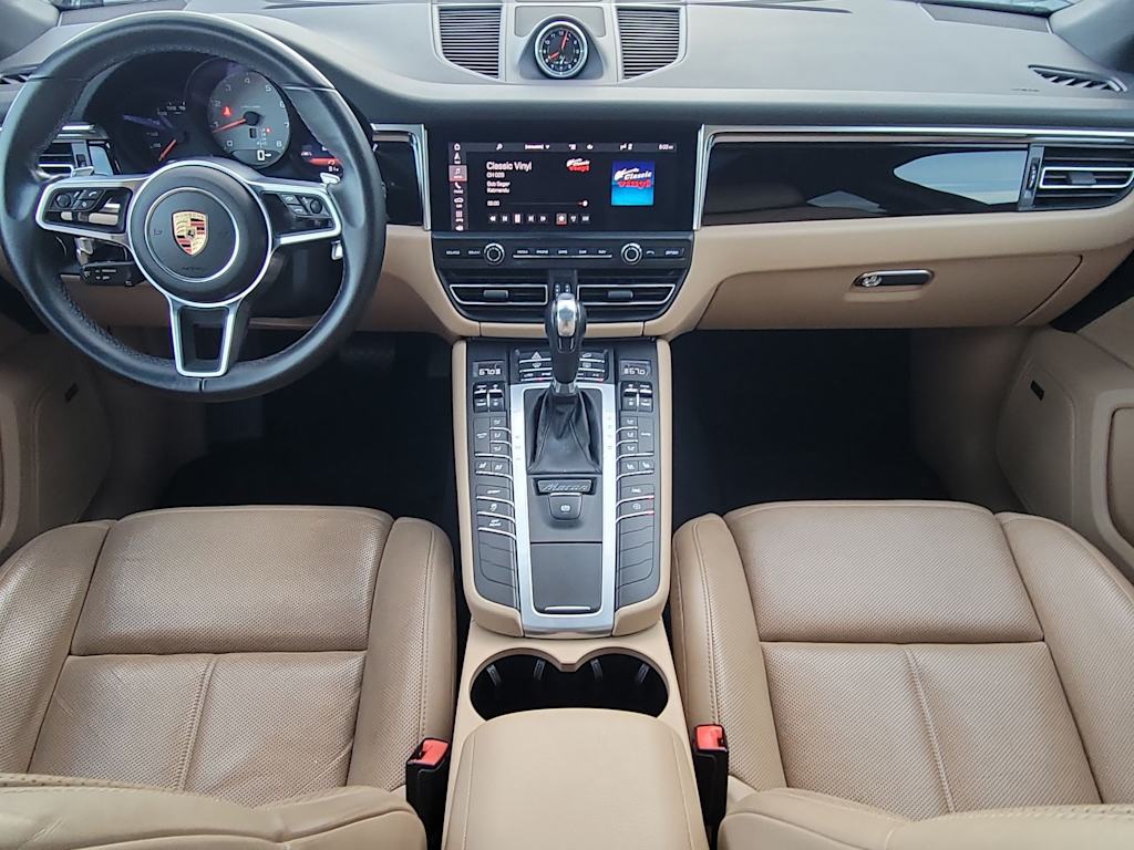 Thumbnail: 2020 Porsche Macan - 9