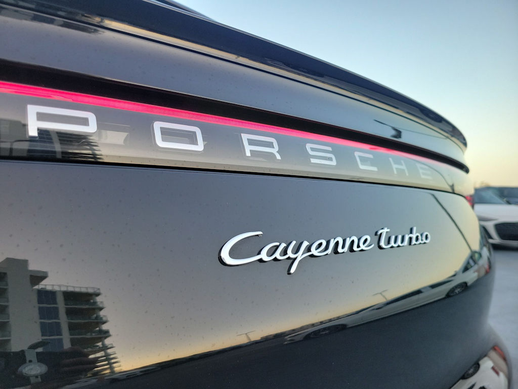 Thumbnail: 2020 Porsche Cayenne - 7