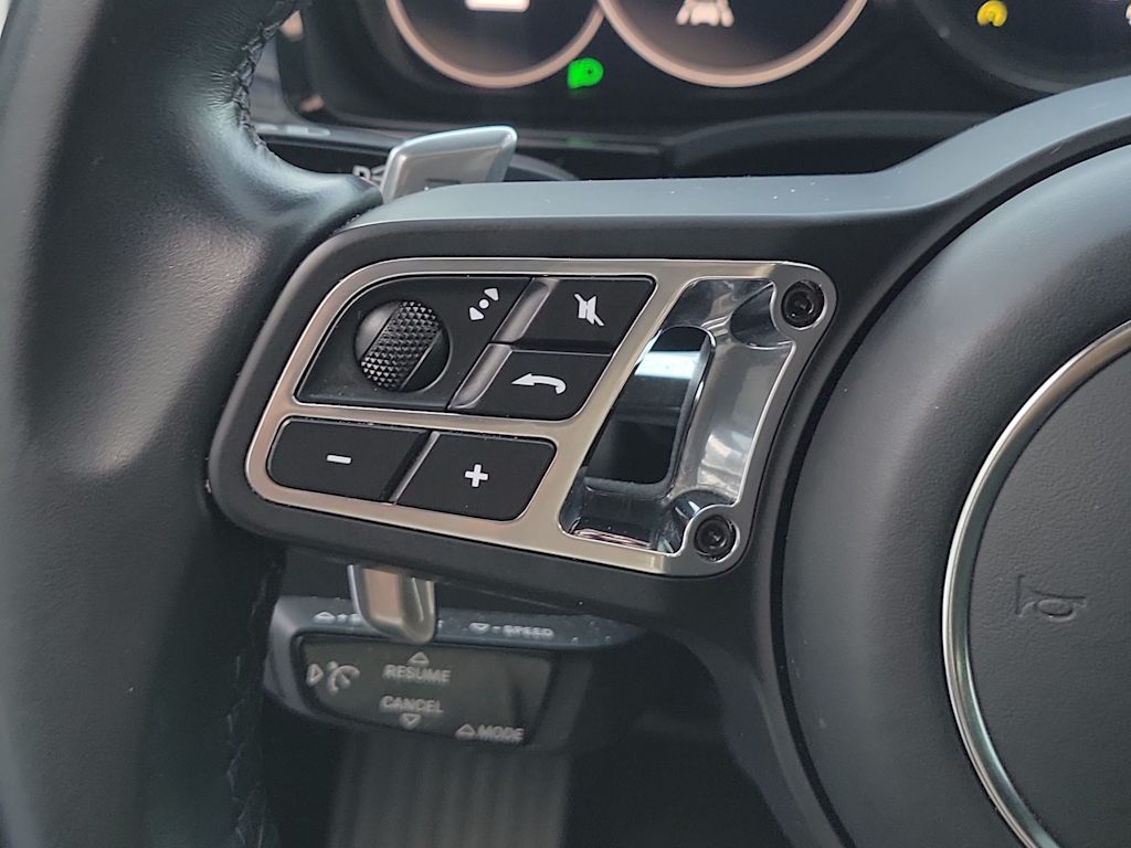 Thumbnail: 2020 Porsche Cayenne - 27