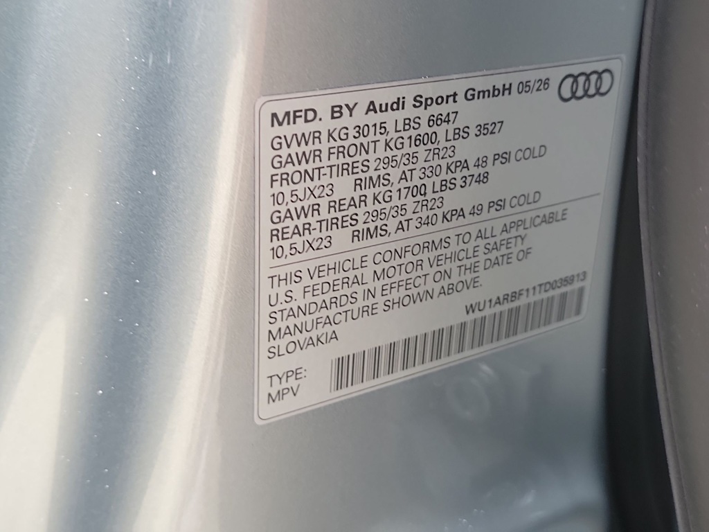 Thumbnail: 2026 Audi RS Q8 - 19