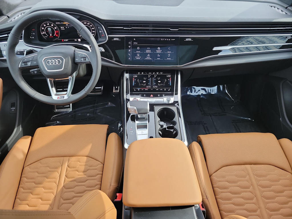 Thumbnail: 2026 Audi RS Q8 - 10
