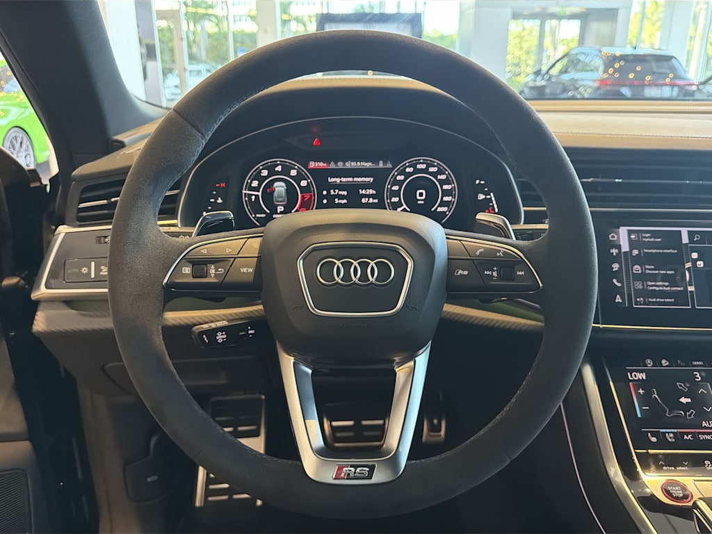 Thumbnail: 2026 Audi RS Q8 - 11