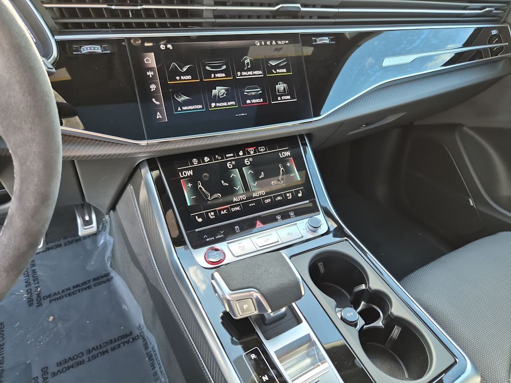 Thumbnail: 2026 Audi RS Q8 - 16