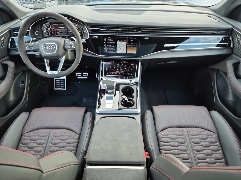 Thumbnail: 2026 Audi RS Q8 - 10