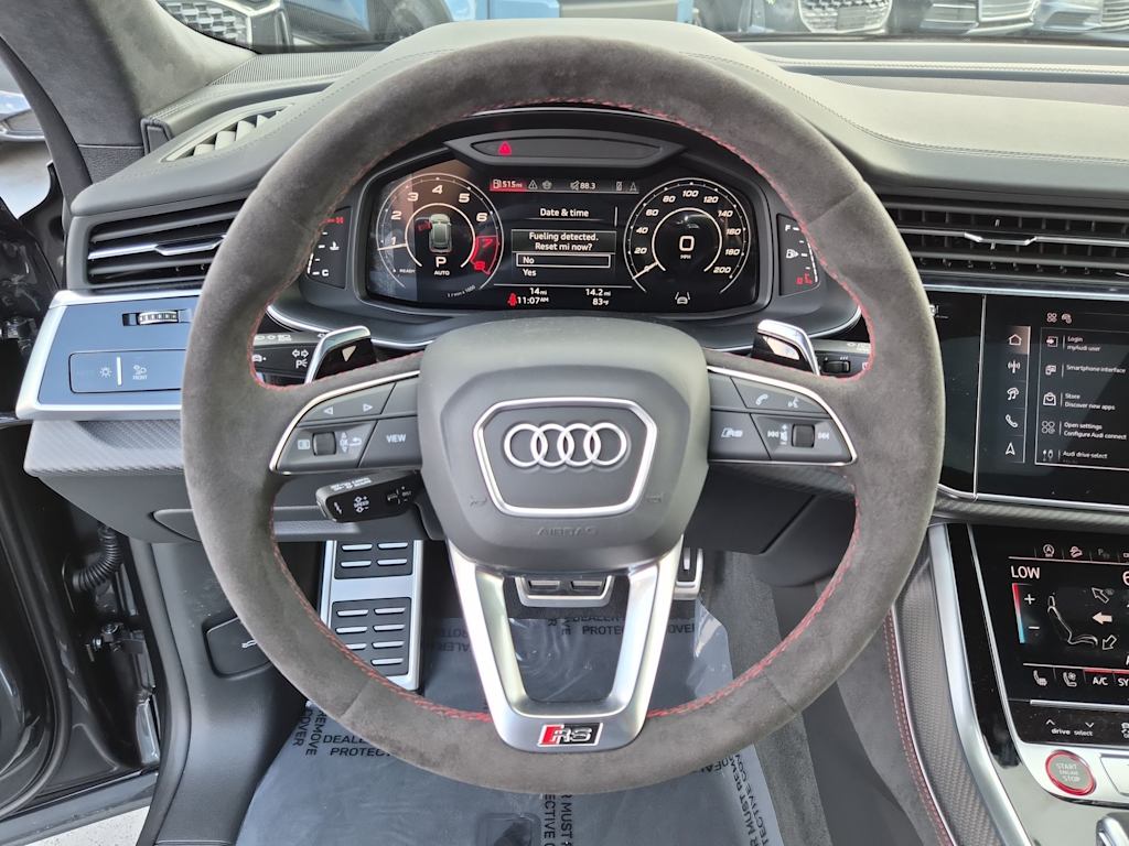 Thumbnail: 2026 Audi RS Q8 - 13