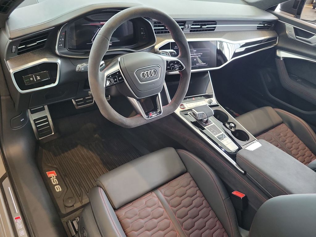 Thumbnail: 2026 Audi RS 6 - 2