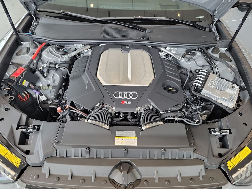 Thumbnail: 2026 Audi RS 6 - 9