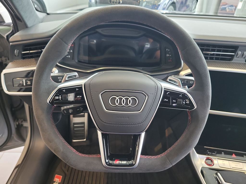 Thumbnail: 2026 Audi RS 6 - 14