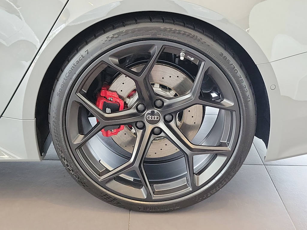 Thumbnail: 2026 Audi RS 6 - 8