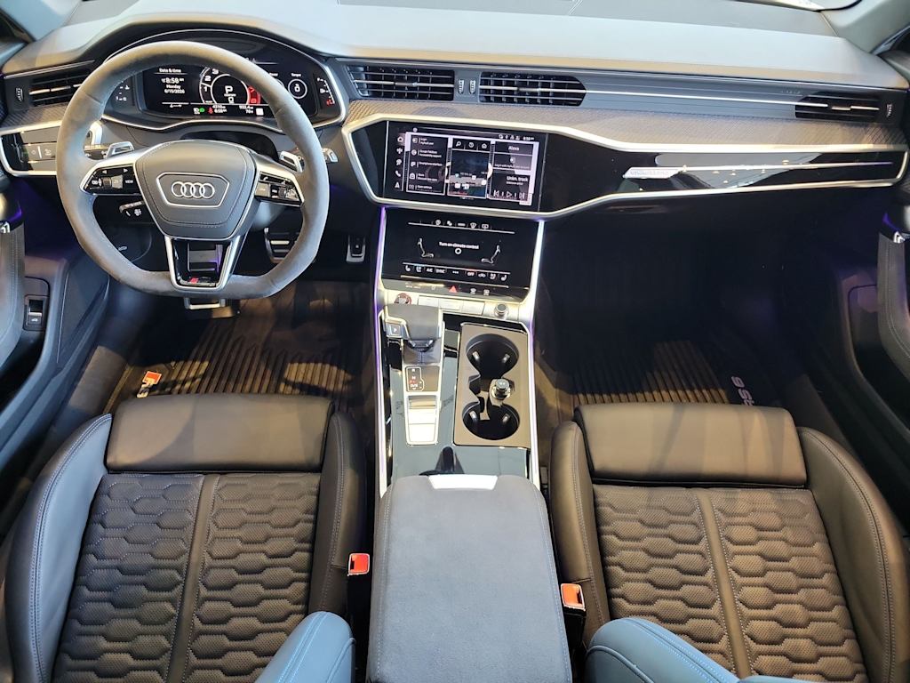 Thumbnail: 2025 Audi RS 6 - 9