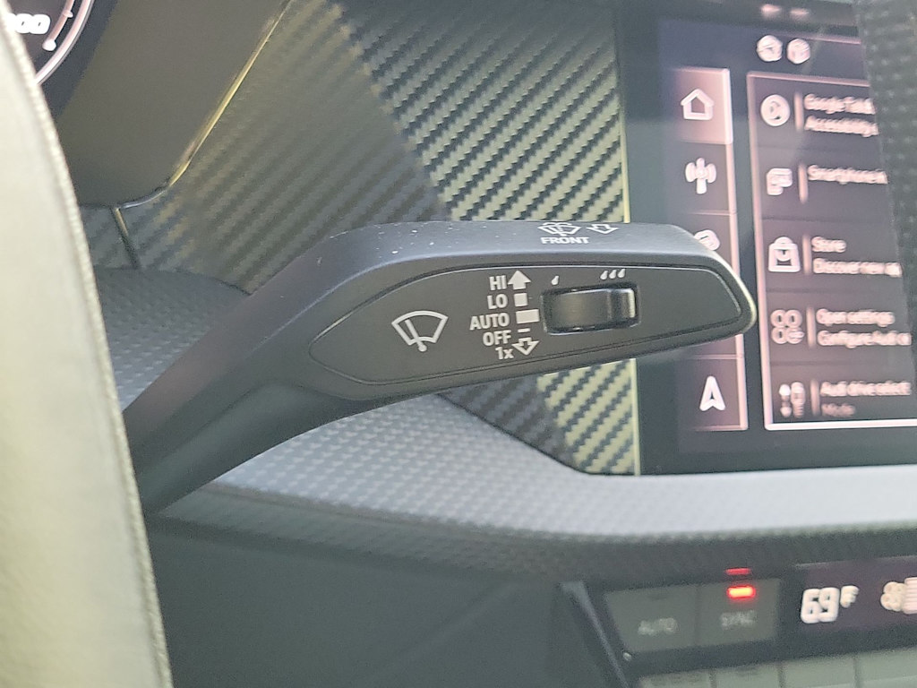 Thumbnail: 2025 Audi RS 3 - 17