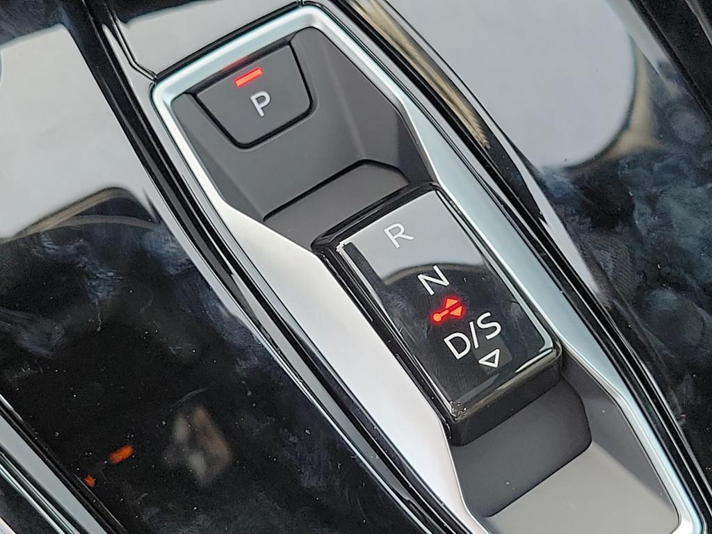 Thumbnail: 2026 Audi RS 3 - 33