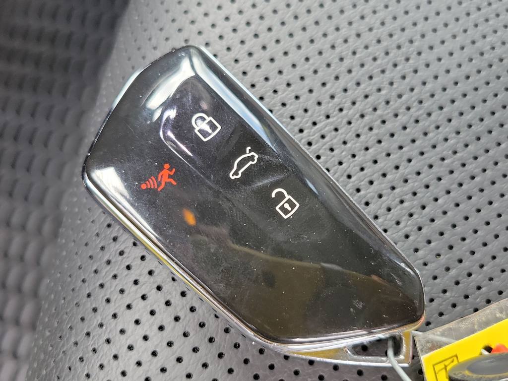 Thumbnail: 2022 Volkswagen Golf - 16