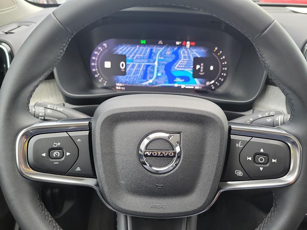 Thumbnail: 2024 Volvo XC40 - 26