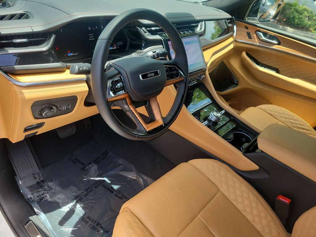 Thumbnail: 2025 Jeep Grand Cherokee - 2
