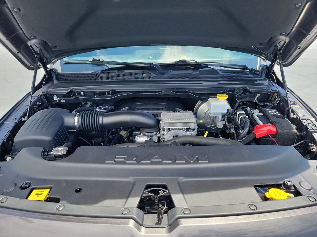 Thumbnail: 2024 RAM 1500 - 9