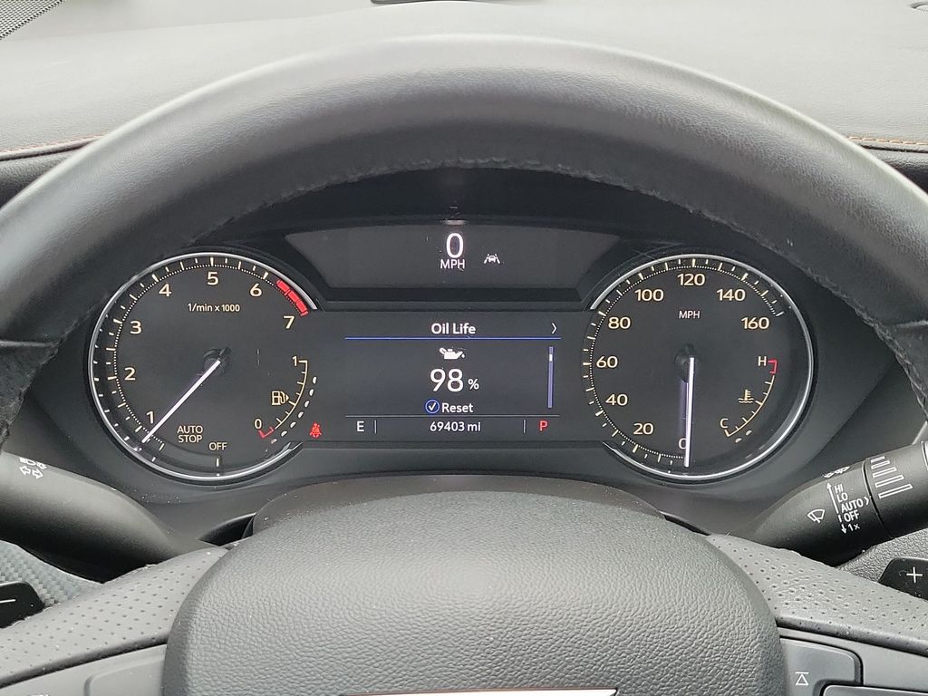 Thumbnail: 2021 Cadillac XT4 - 17