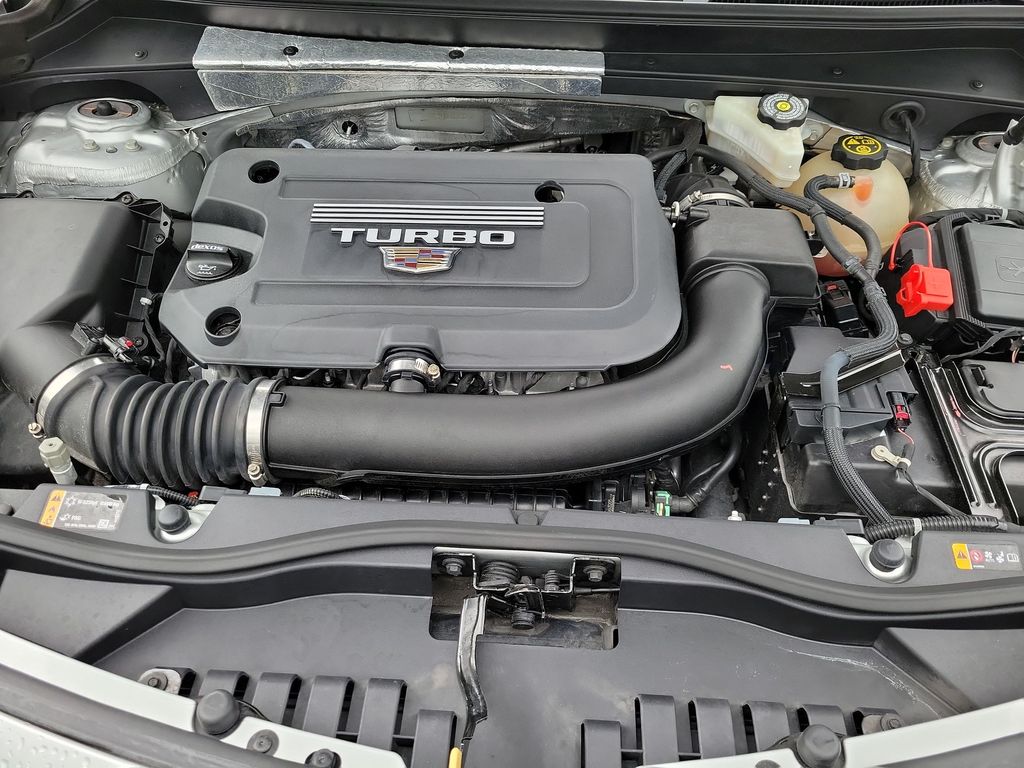 Thumbnail: 2021 Cadillac XT4 - 9