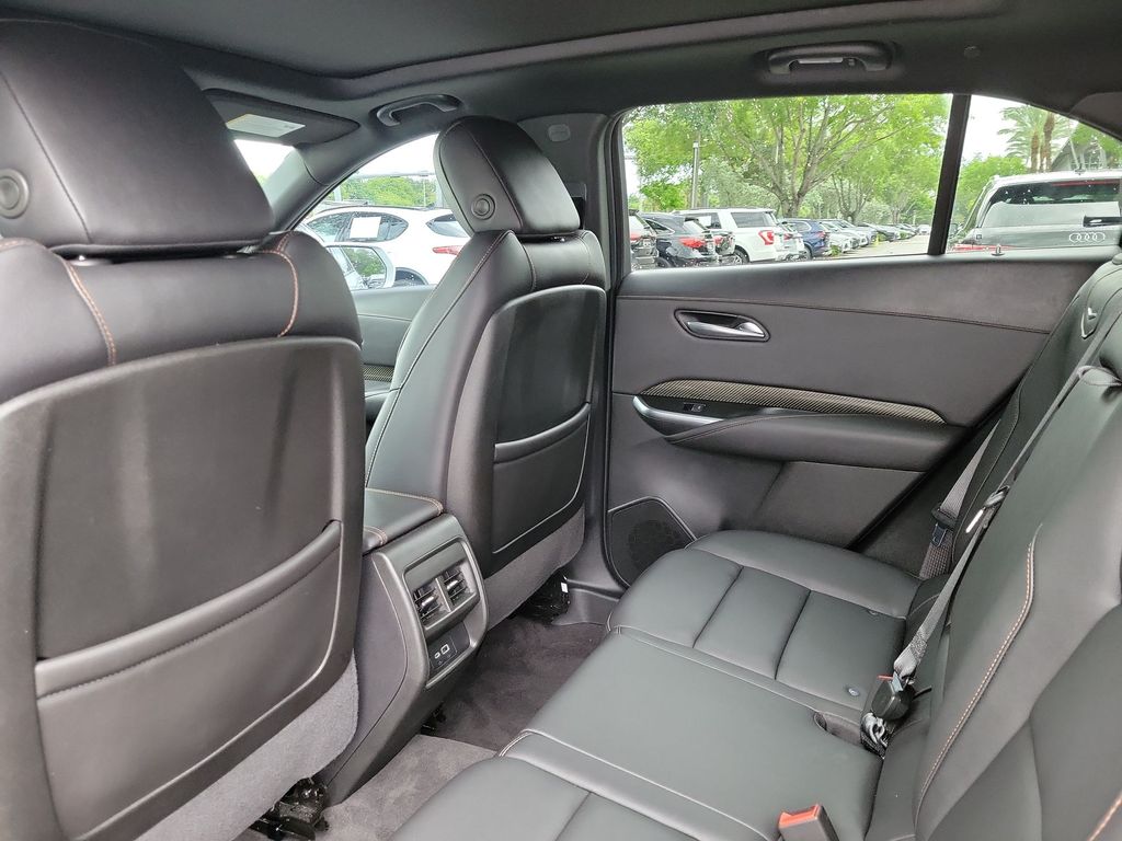 Thumbnail: 2021 Cadillac XT4 - 13