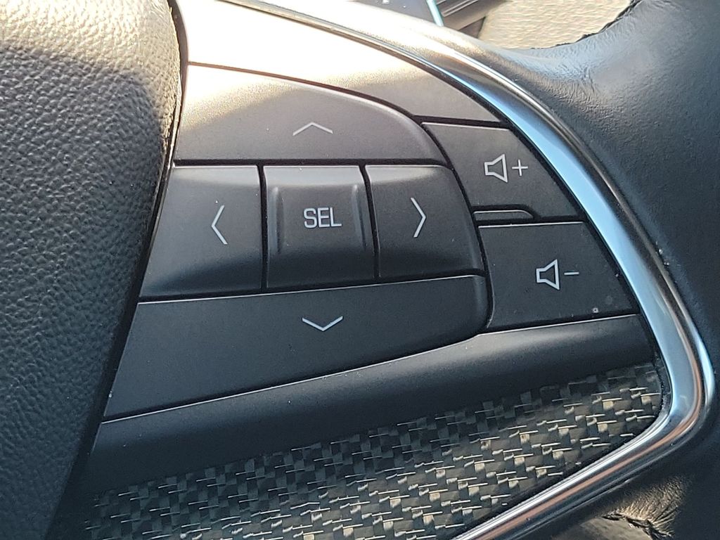Thumbnail: 2020 Cadillac XT5 - 25