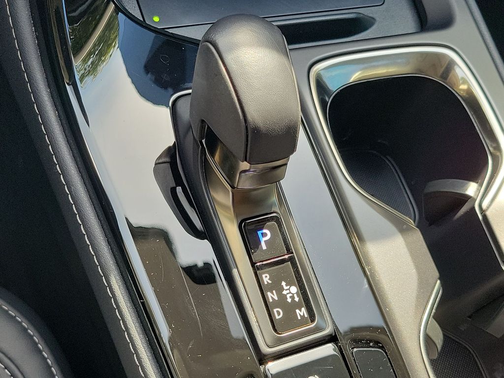 Thumbnail: 2025 Lexus ES - 16