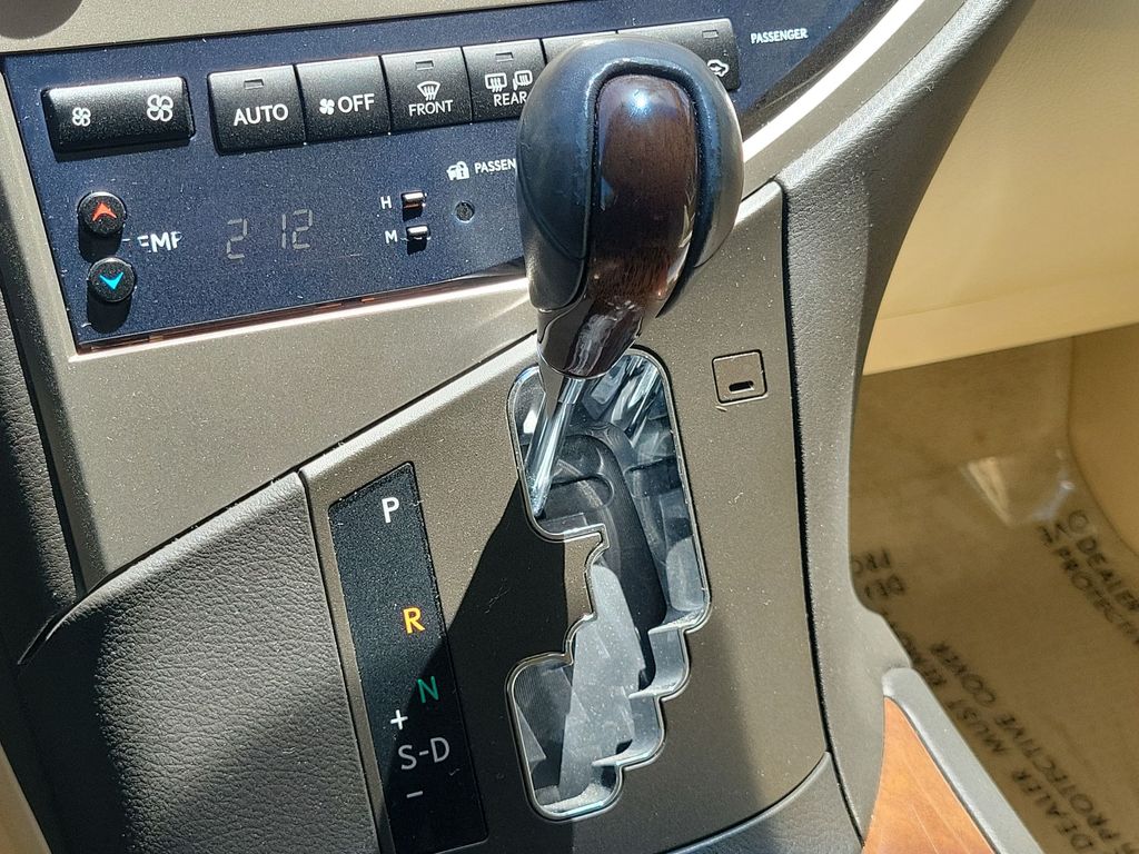 Thumbnail: 2015 Lexus RX - 16