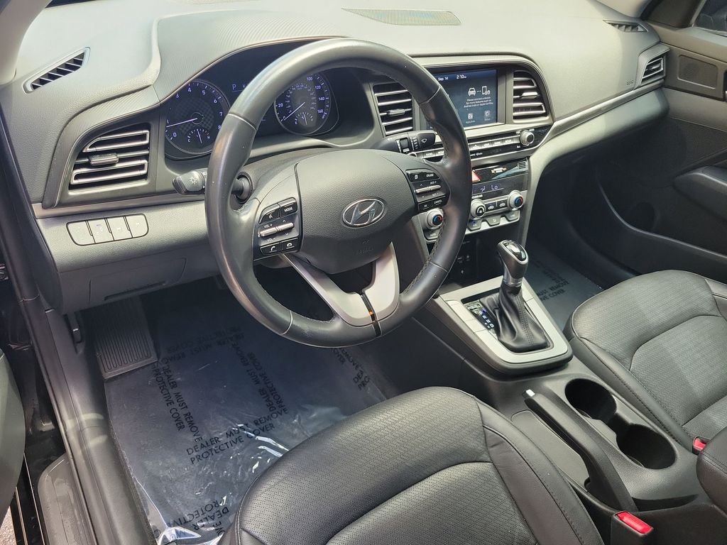 Thumbnail: 2019 Hyundai Elantra - 2