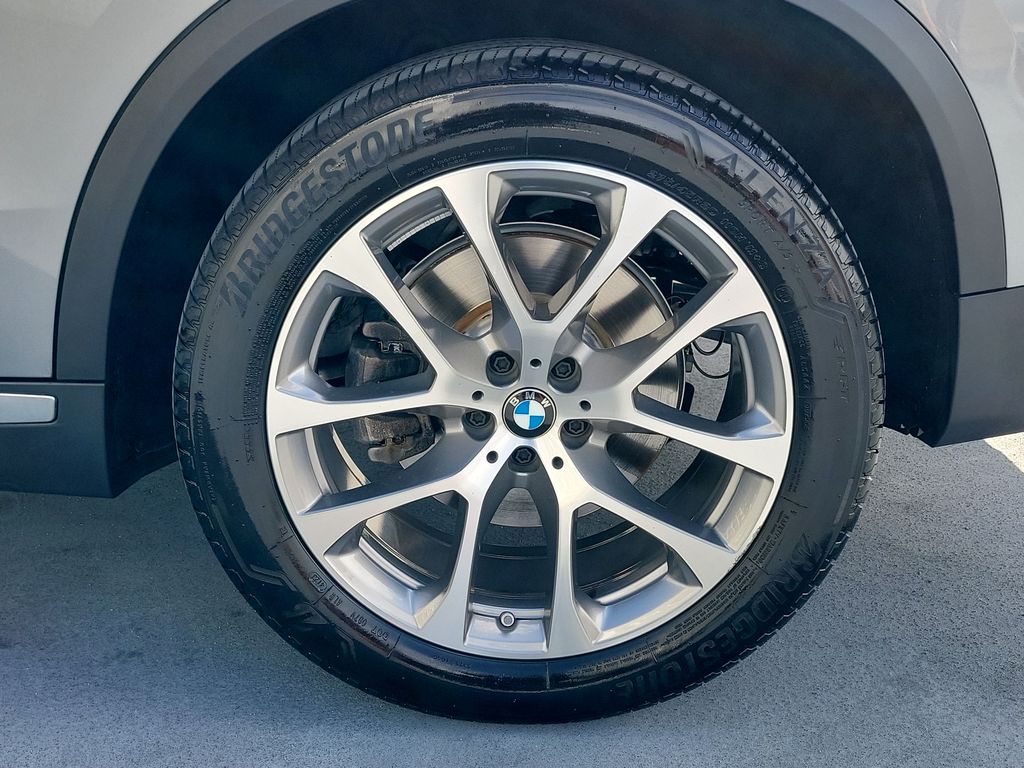 Thumbnail: 2024 BMW X5 - 8