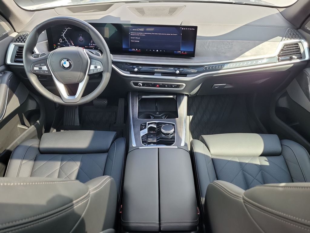 Thumbnail: 2024 BMW X5 - 10