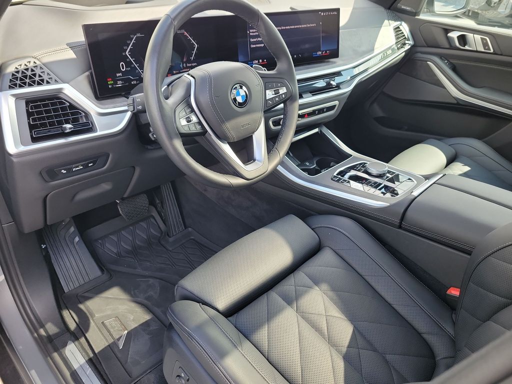 Thumbnail: 2024 BMW X5 - 2