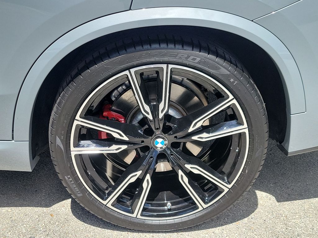 Thumbnail: 2025 BMW X5 - 8