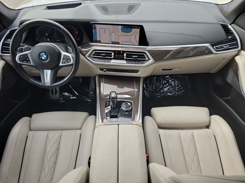 Thumbnail: 2022 BMW X5 - 10