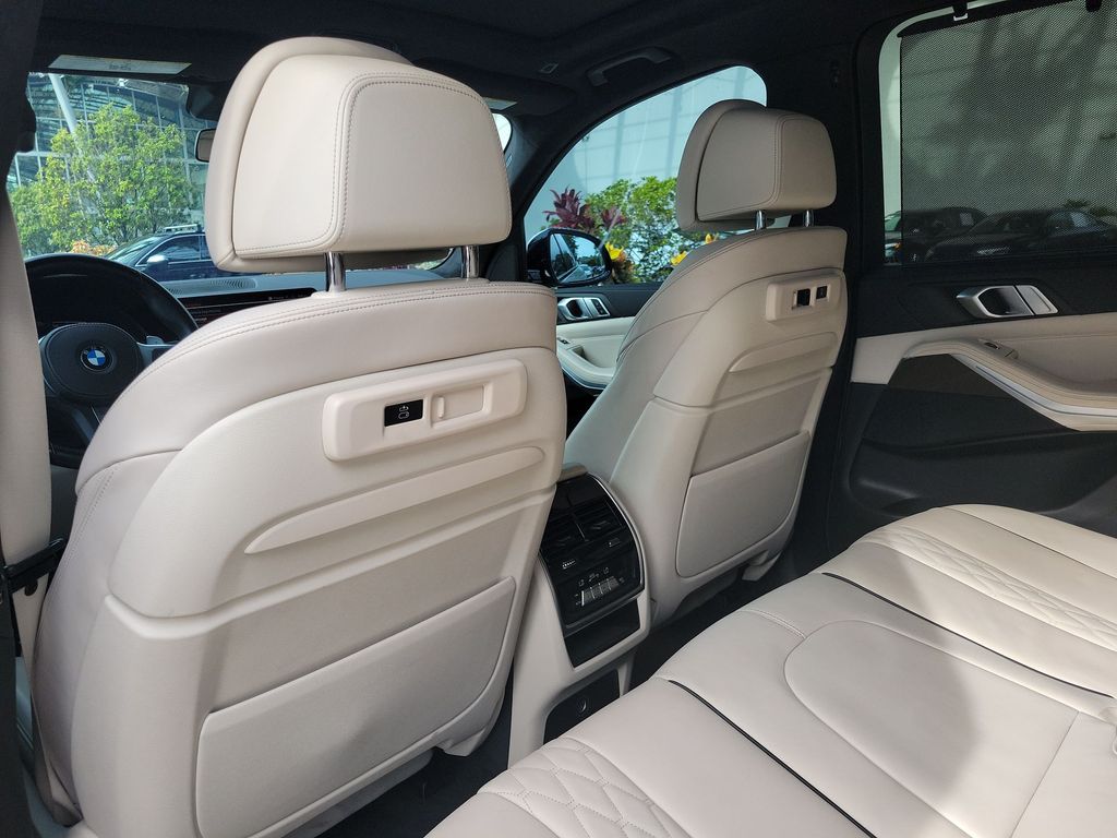 Thumbnail: 2022 BMW X5 - 13