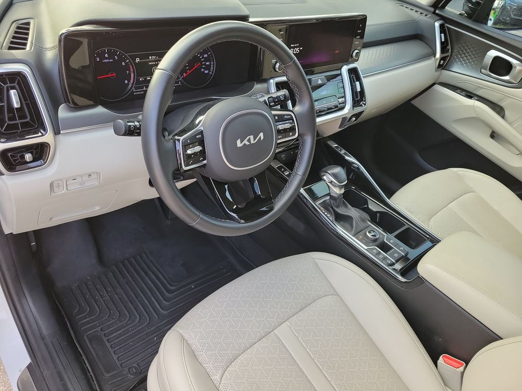 Thumbnail: 2022 Kia Sorento - 2